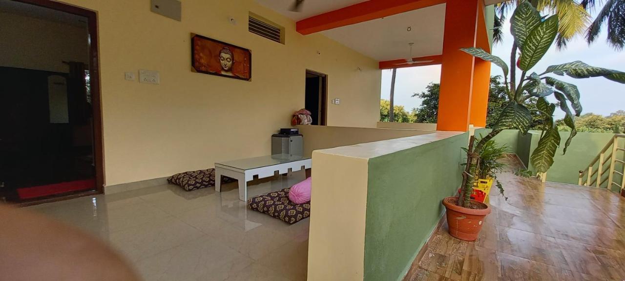 Saptami Hampi Homestay Buitenkant foto