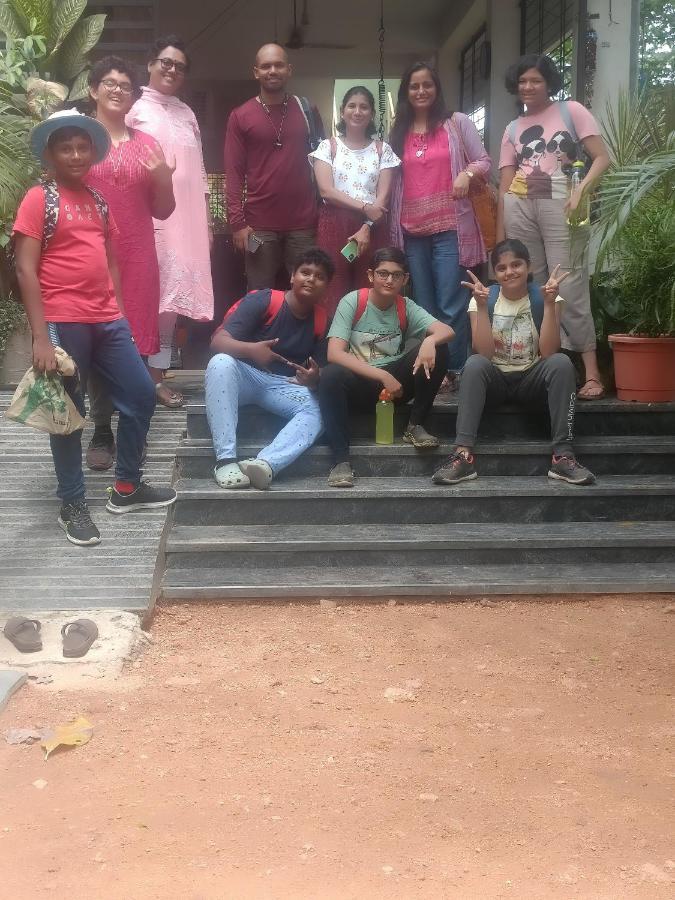 Saptami Hampi Homestay Buitenkant foto